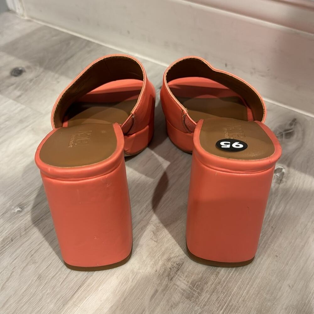 Nordstrom NWT block heel Slides Platform Sandals in Coral Bisque. - Picture 2 of 8